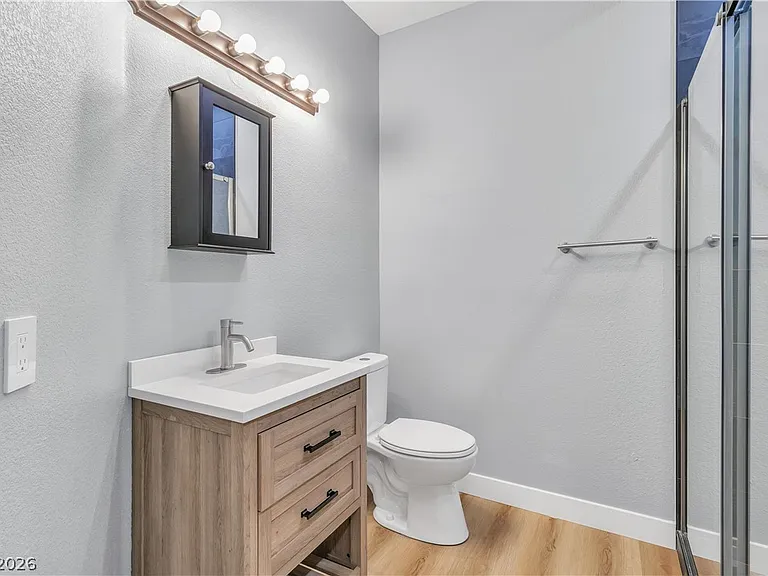 1712 Estrella St — Photo 22