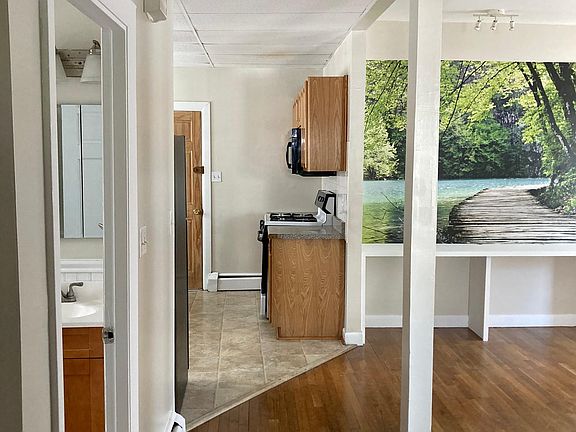 3rd image of 85-87 Antwerp St #1