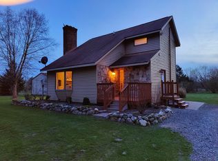 12450 Roepke Rd, Gregory, MI 48137