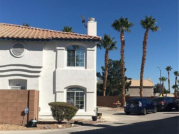 3rd image of 804 Angel Star Ln