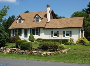 2421 Old County Rd, Newark, DE 19702