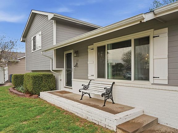 4th image of 703 Dublin Dr