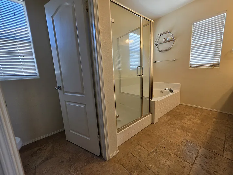 40170 Gallatin Ct — Photo 14