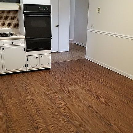 4th image of 690 Charvel Dr
