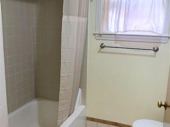 5th image of 26 Claremon St