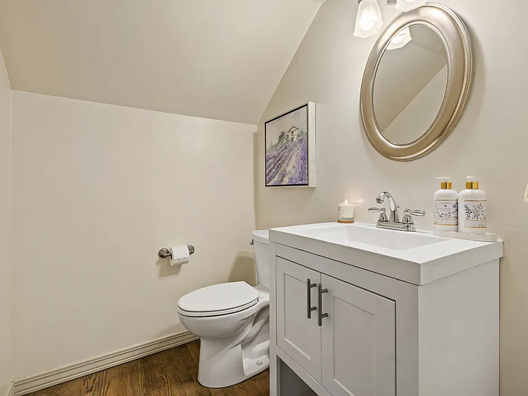 470 Eastin Dr — Photo 32