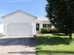 30 Howard Dr, Brandenburg, KY 40108