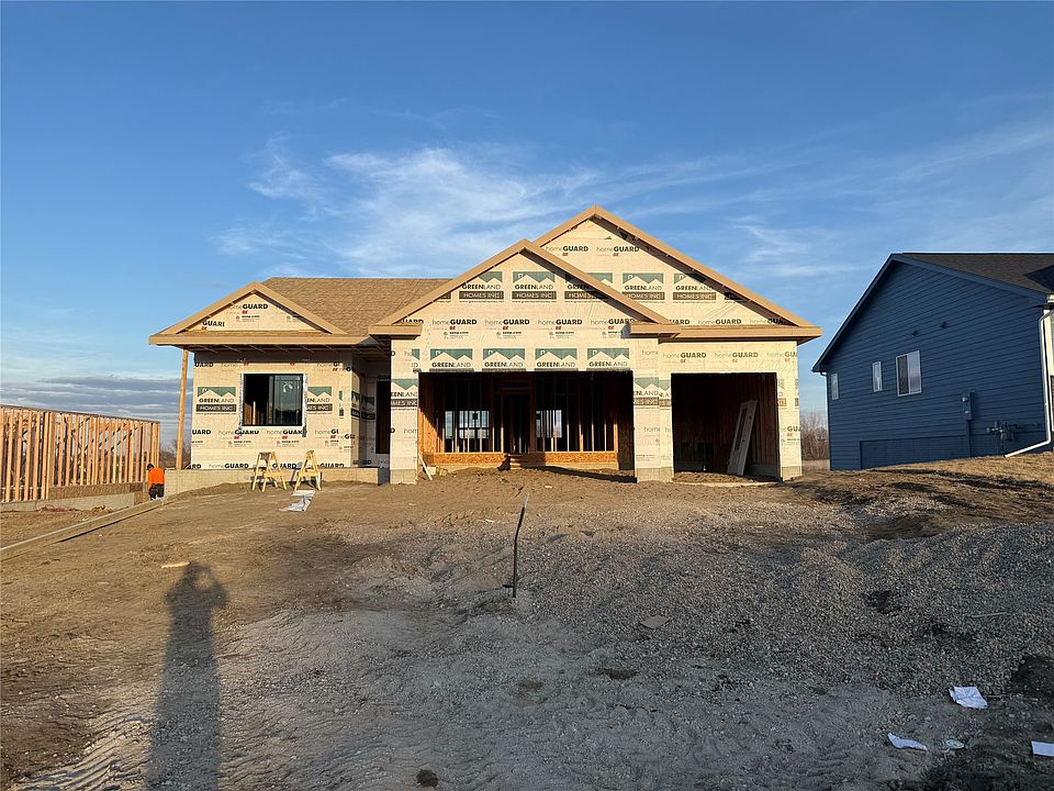 1st image of 3353 NW Brookside Dr
