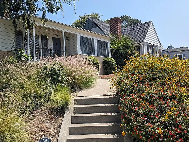 1400 Beech St — Photo 3