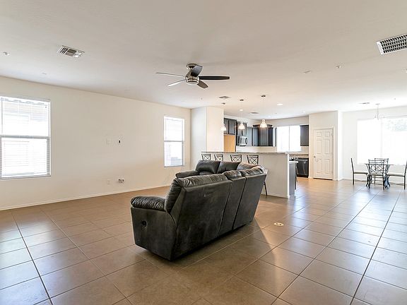 5th image of 8866 W Cameron Dr