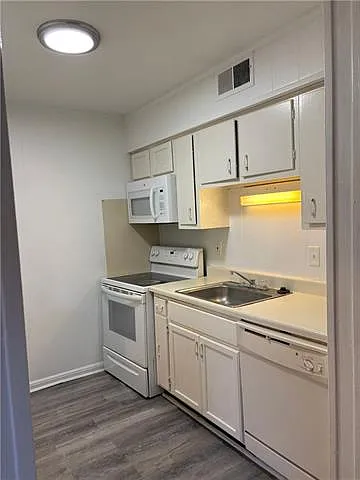 10542 Jefferson Hwy #12 — Photo 6