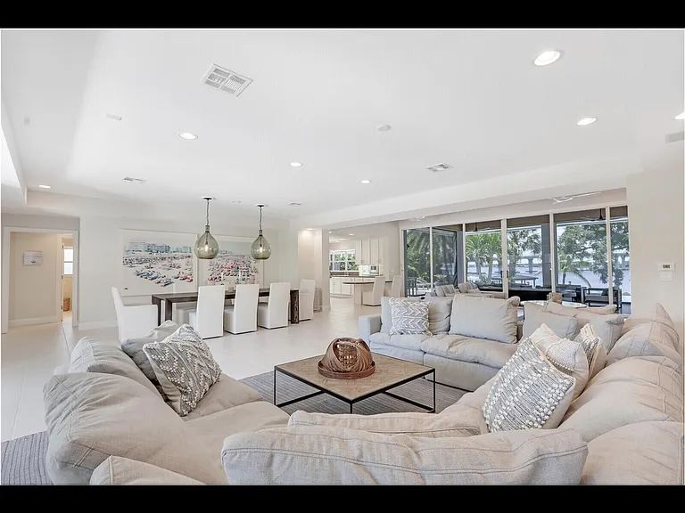 11 N River Rd — Photo 10