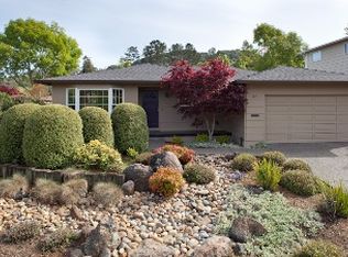 69 Esmeyer Dr, San Rafael, CA 94903