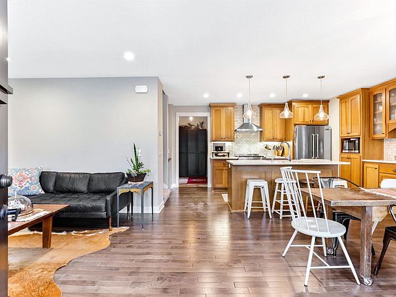 4th image of 5407 Xerxes Ave S