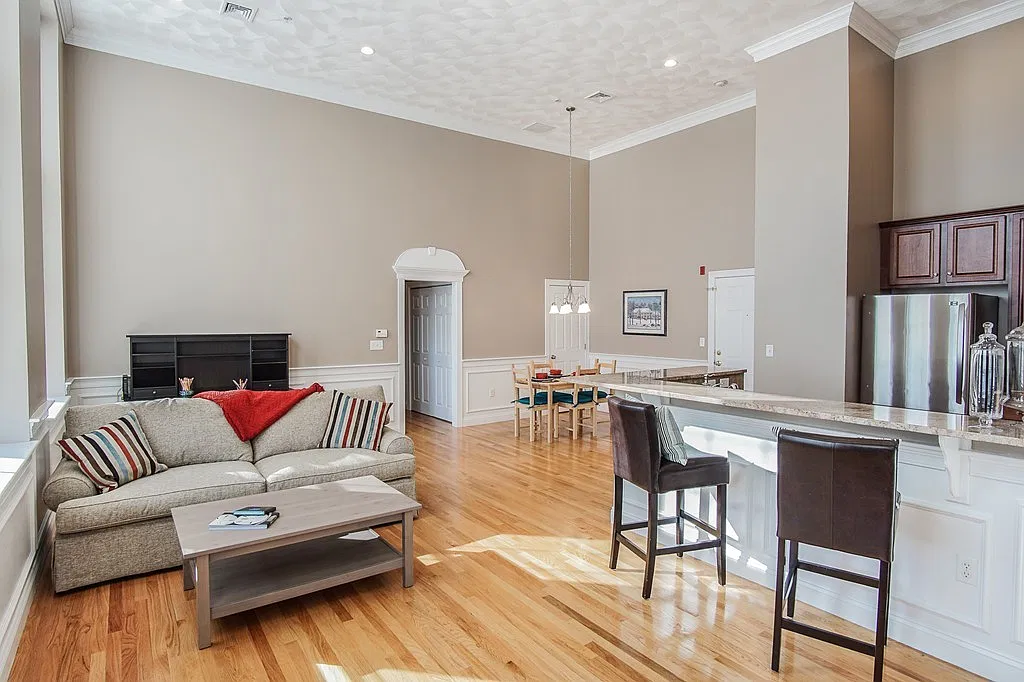 2 bed, 1296 sqft, $3,300 — Photo 1