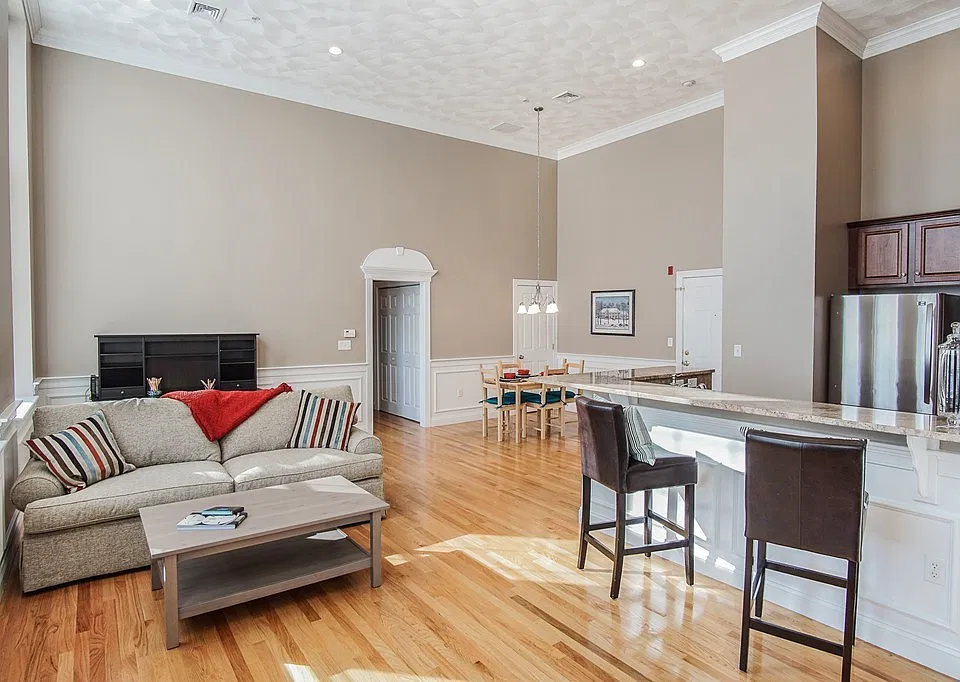 215 Harvard St #44