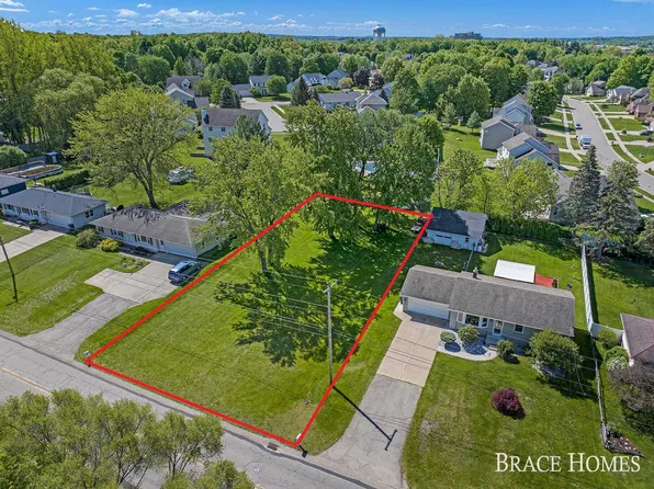 2250 52nd St SW, Wyoming, MI 49519