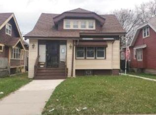 2352 N 47th St, Milwaukee, WI 53210