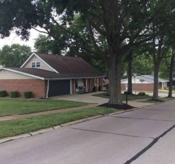 5112 Crosswood Dr photo 1