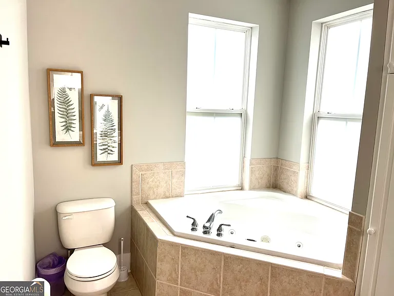 122 Shady Brook Cir #100 — Photo 17