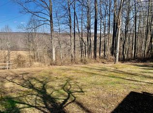 22826 Oneal Rd, New Plymouth, OH 45654