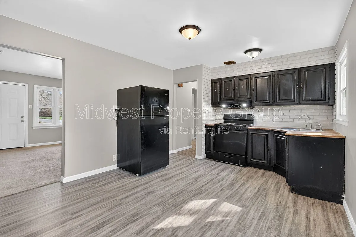 Building Photo - 12035 Krenning Ln