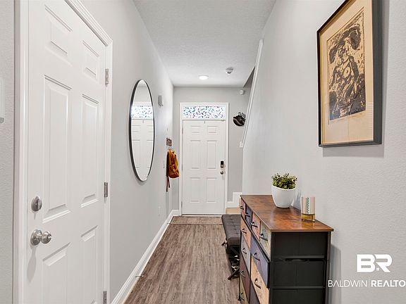 4th image of 6731 Spaniel Dr