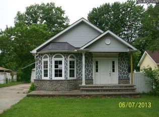 3854 Dunton Rd, Lorain, OH 44055