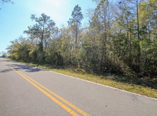 16 Park Rd, Freeport, FL 32439