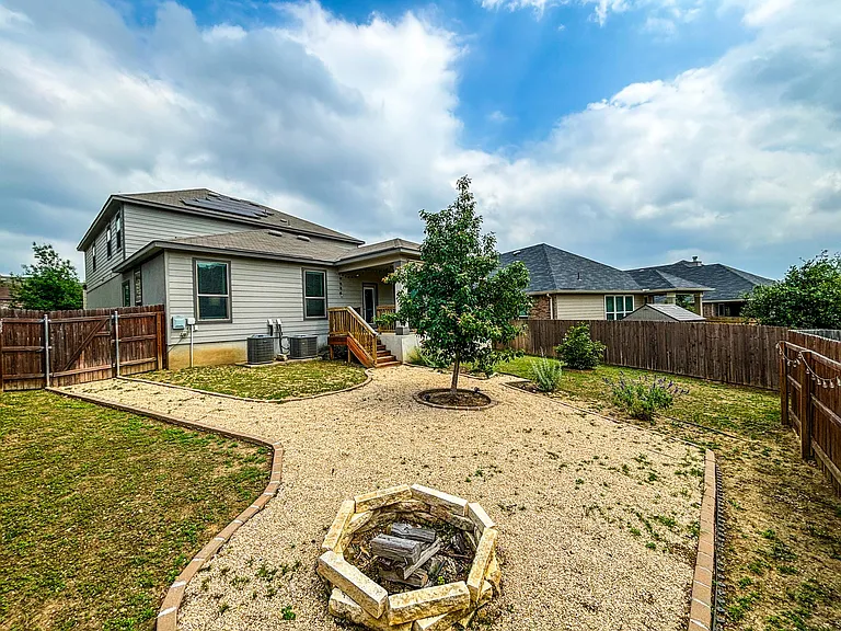 8134 Emmeline Dr — Photo 63