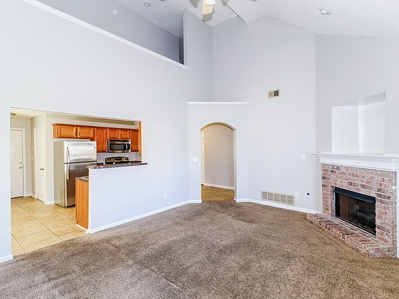 3rd image of 2252 Coral Tree Ln