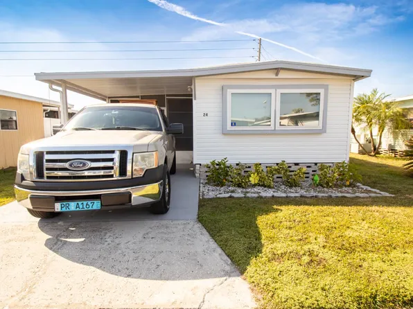 24 Hide A Way Ln, Winter Haven, FL 33881