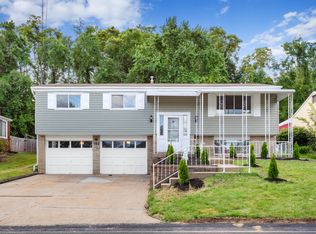 153 McAlister Dr, Pittsburgh, PA