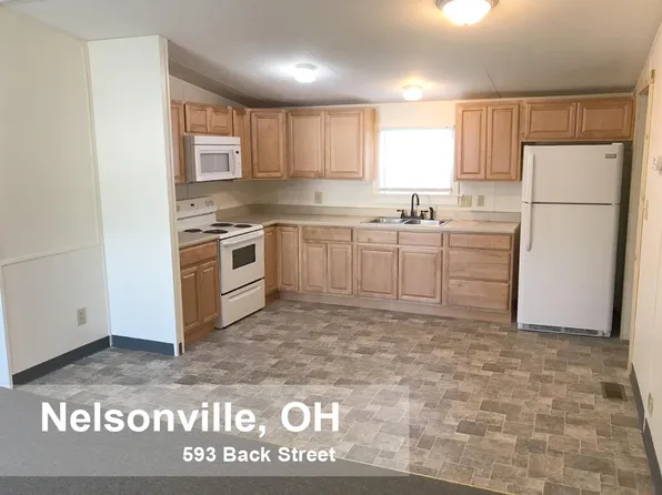 593 Back St, Nelsonville, OH 45764