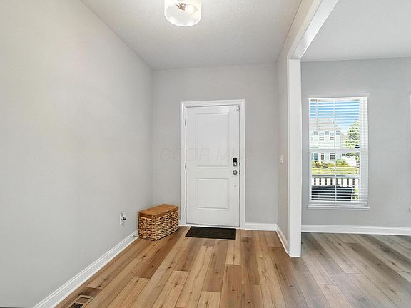 3rd image of 7257 Willowbrush Dr