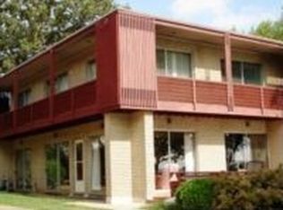 1205 N Gazebo Dr, Delavan, WI 53115