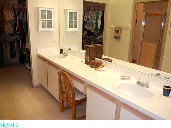 5th image of 126 Peggy Green Ln