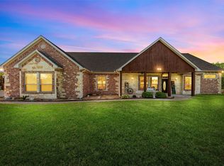 1527 Old Ranch Rd, China Spring, TX 76633
