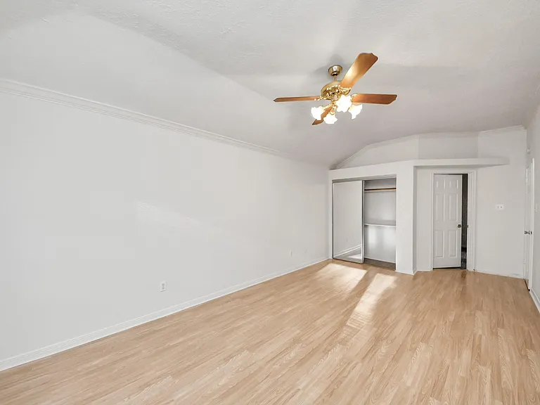 3611 Bee Bayou Ln — Photo 24