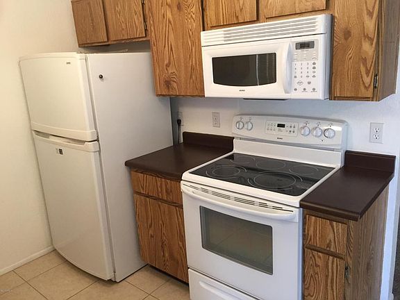4th image of 20407 N 30th Dr