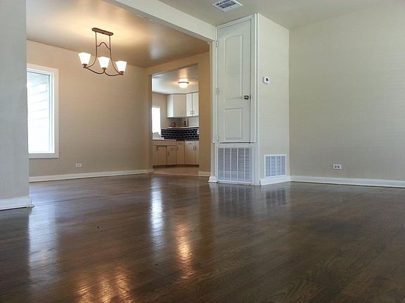 2nd image of 418 Storeywood Dr