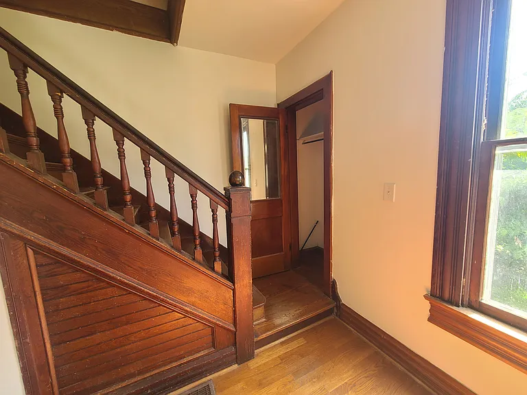 450 Main St — Photo 14