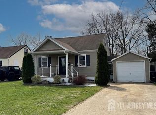 34 Eisenhower Ave, Spotswood, NJ 08884