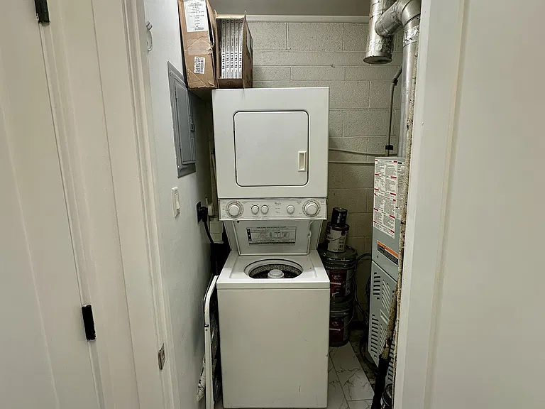 650 N 300 W #216-1 — Photo 14