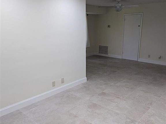2nd image of 5220 NE 14th Way APT 8
