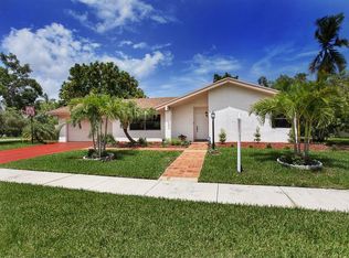 10403 SW 115th Pl, Miami, FL 33176