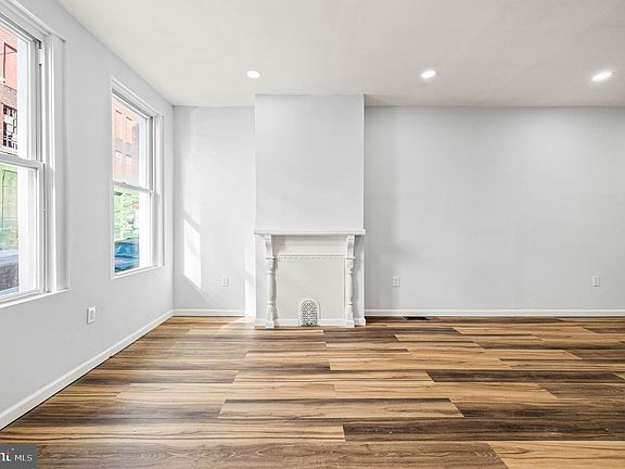4th image of 2139 N 10th St