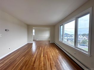 25 Acacia Ter #2, New Rochelle, NY 10805