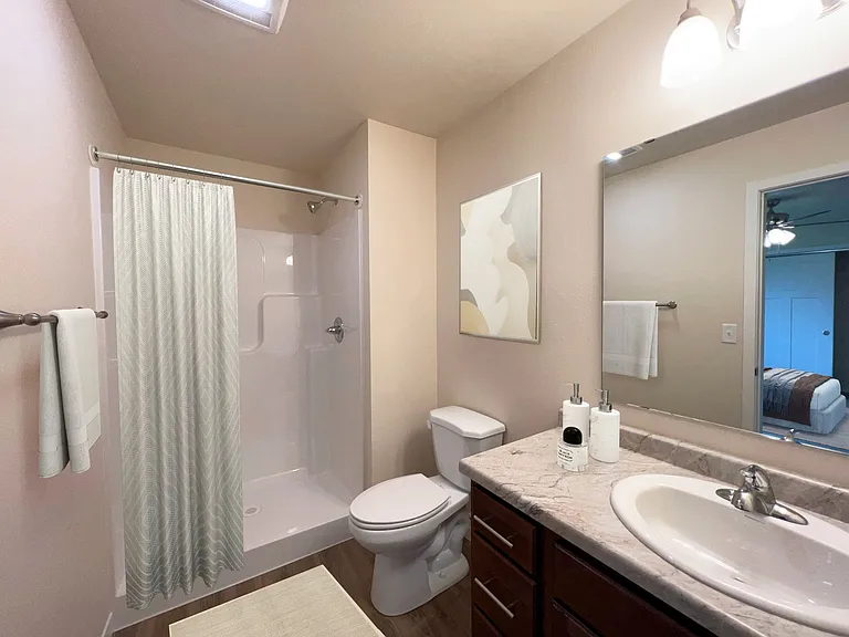 713 Caroline St — Photo 232