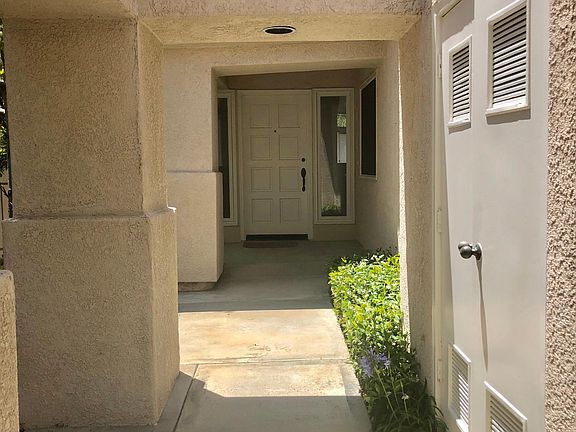 2nd image of 602 Palisades Dr
